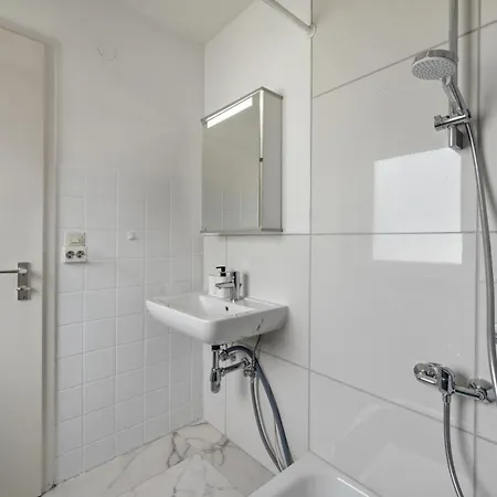 Home2Stay Apartmenthaus Koengen Kitchen,Wifi,Smart Tv *** Extérieur photo