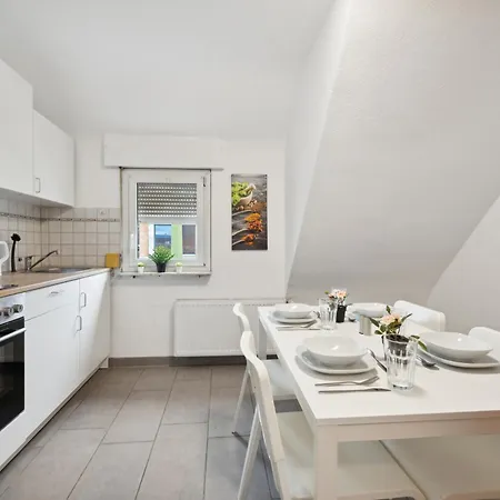 Home2Stay Apartmenthaus Koengen Kitchen,Wifi,Smart Tv *** Extérieur photo