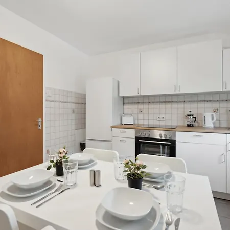 Home2Stay Apartmenthaus Koengen Kitchen,Wifi,Smart Tv *** Extérieur photo