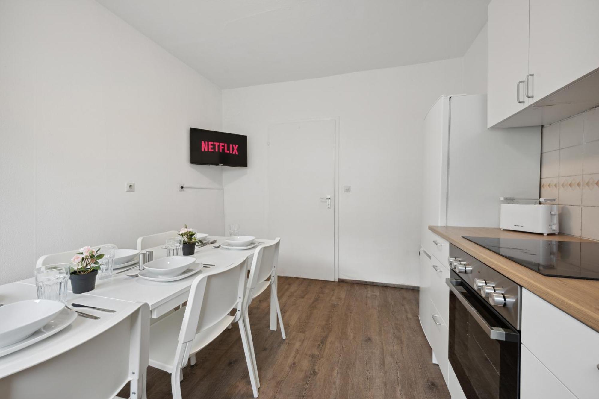 Apartment Home2stay Apartmenthaus Kitchen,wifi,smart Tv *** *